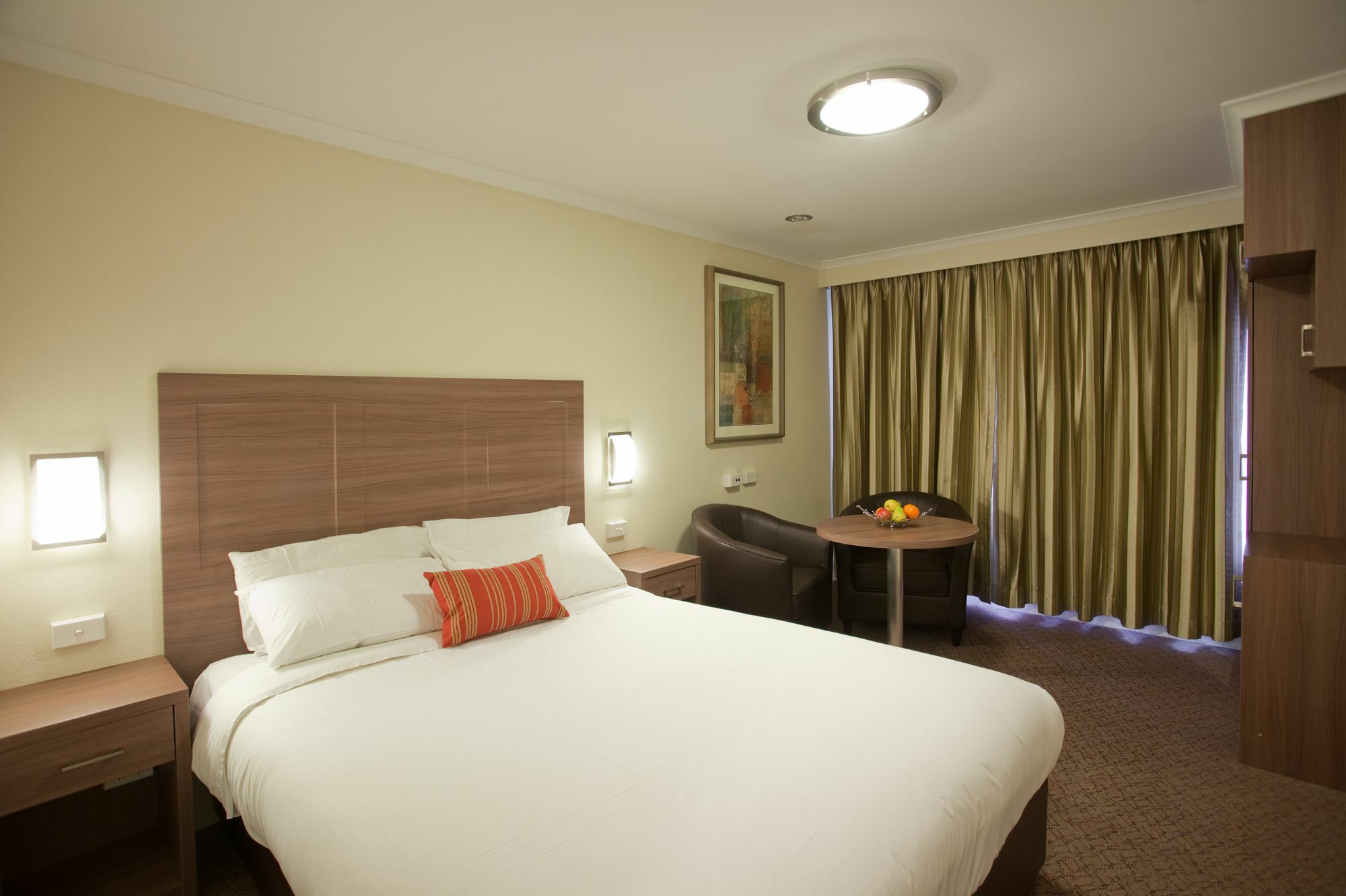 Garden City Hotel, Best Western Signature Collection Camberra Exterior foto